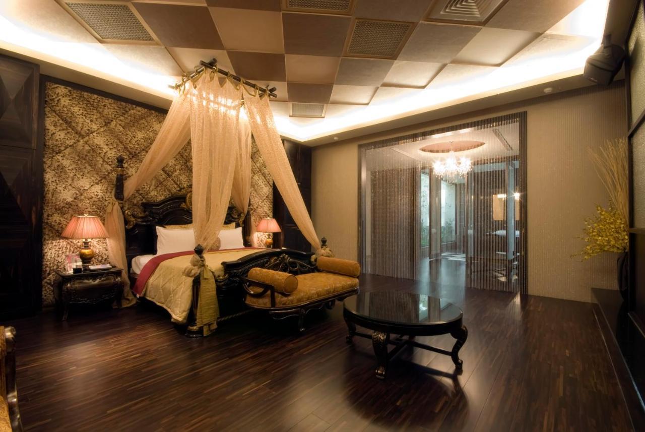 Harport Motel Kaohsiung Bagian luar foto