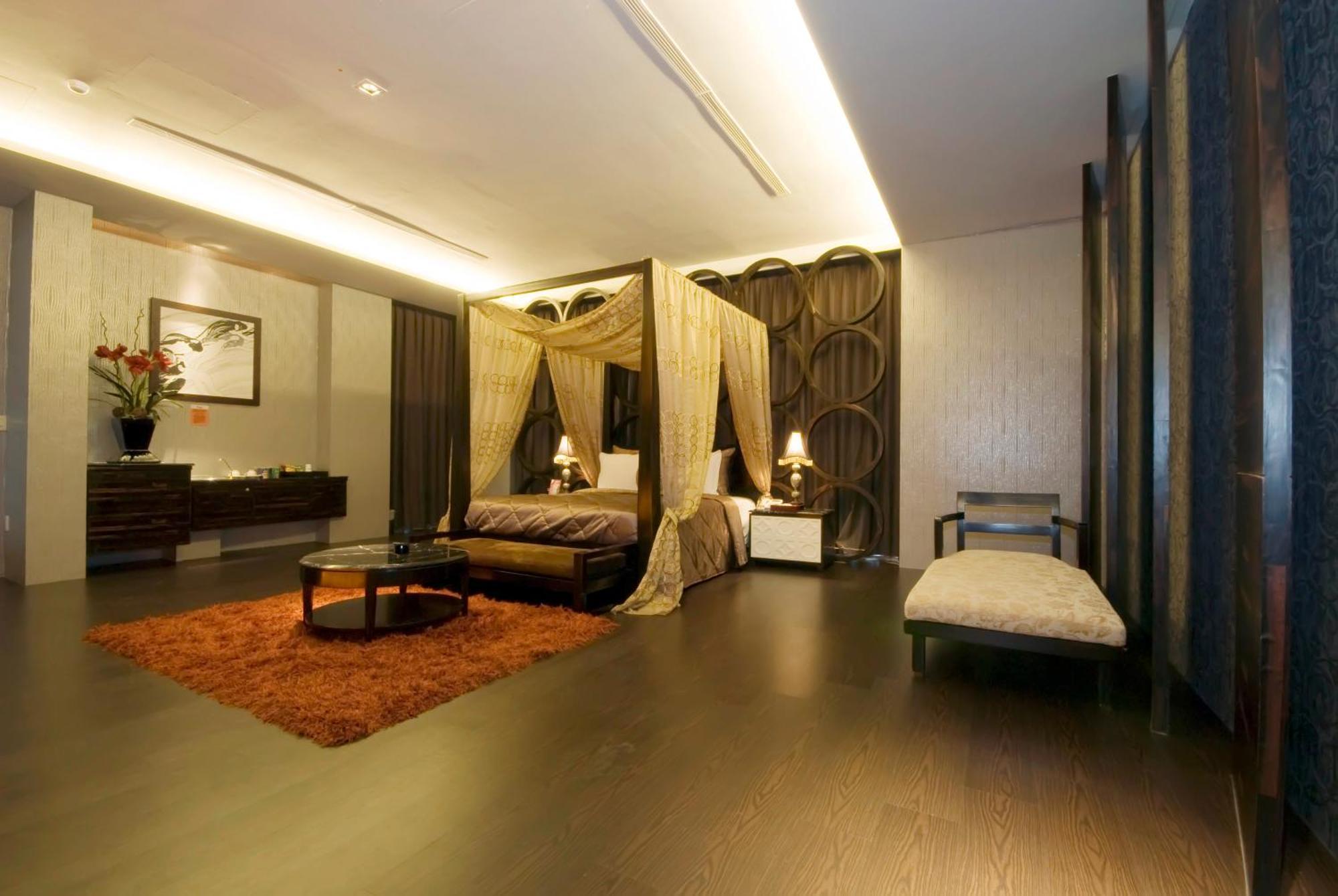 Harport Motel Kaohsiung Bagian luar foto